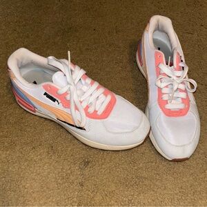 Women’s Puma White and Coral Sneakers, Size 8.5